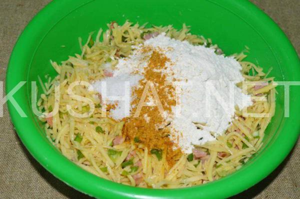 7_картофельные драники с колбасой