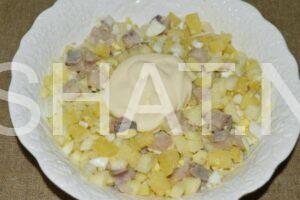 7_салат с селедкой, картофелем и яблоком