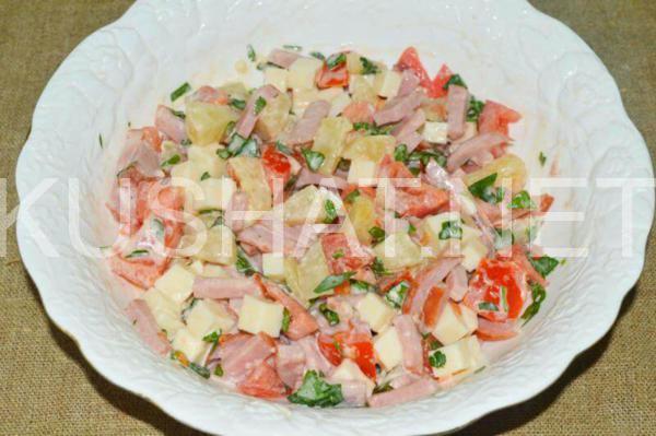 7_салат с ветчиной, ананасами и сыром