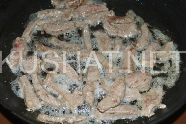 8_азу по-татарски с солеными огурцами