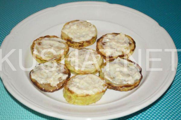 8_башенки из кабачков и помидоров