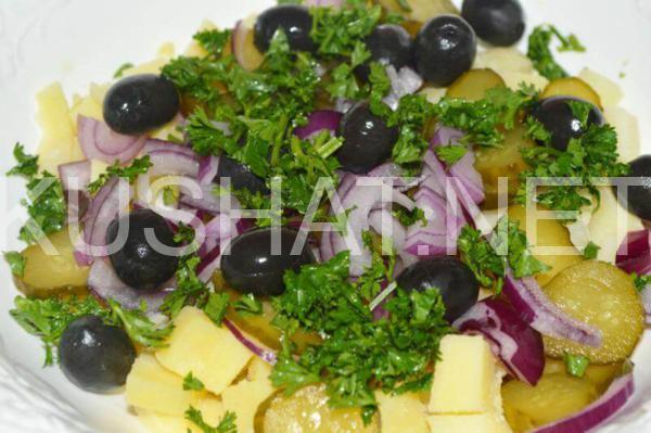 8_картофельный салат с солеными огурцами