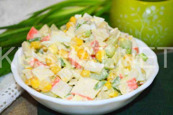 8_салат с крабовыми палочками, кукурузой и огурцом