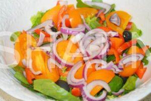 8_салат с помидорами, маслинами и перцем