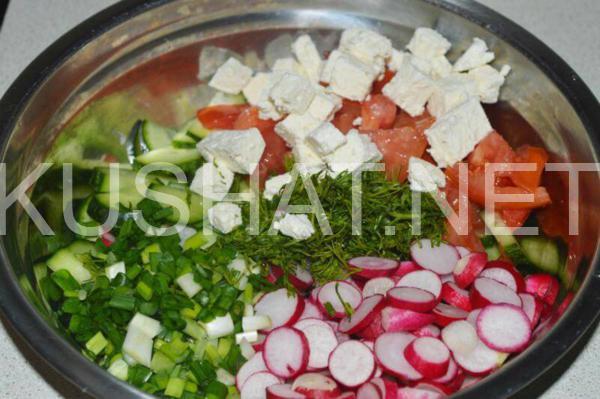 салат с редисом, огурцом, помидорами и брынзой 8_салат с редисом, огурцом, помидорами и брынзой