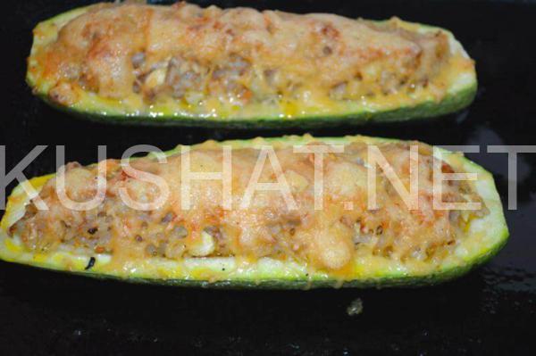 9_фаршированные кабачки с фаршем и рисом в духовке