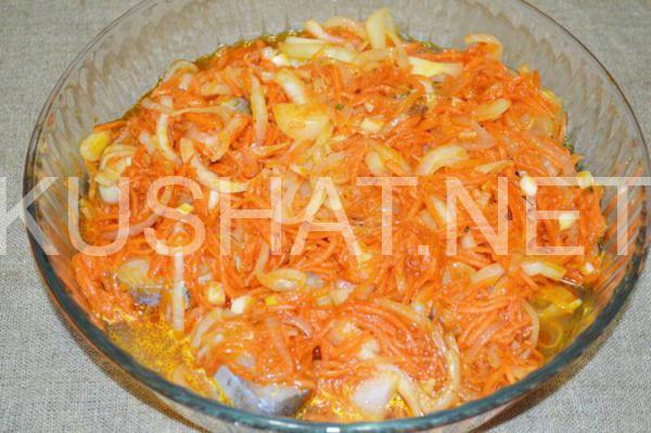 9_минтай в духовке с морковью и луком