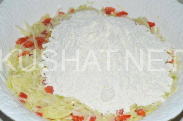 9_оладьи из кабачков с болгарским перцем