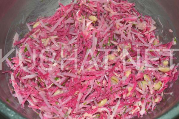 салат из редьки с сыром и орехами 9_салат из редьки с сыром и орехами
