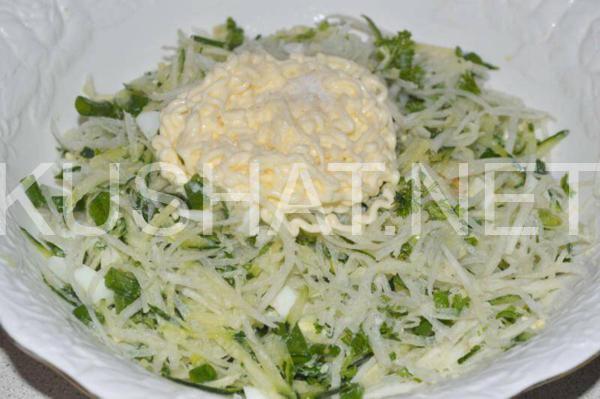 9_салат из редьки с яйцом и огурцом