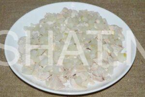 9_салат Подсолнух с чипсами, курицей и грибами