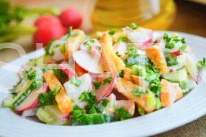 9_салат с редисом, ветчиной и сухариками