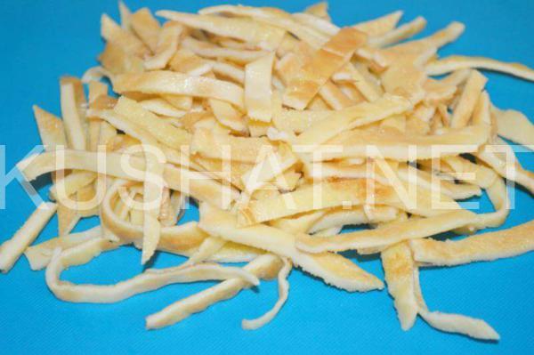 9_салат с яичными блинчиками и колбасой